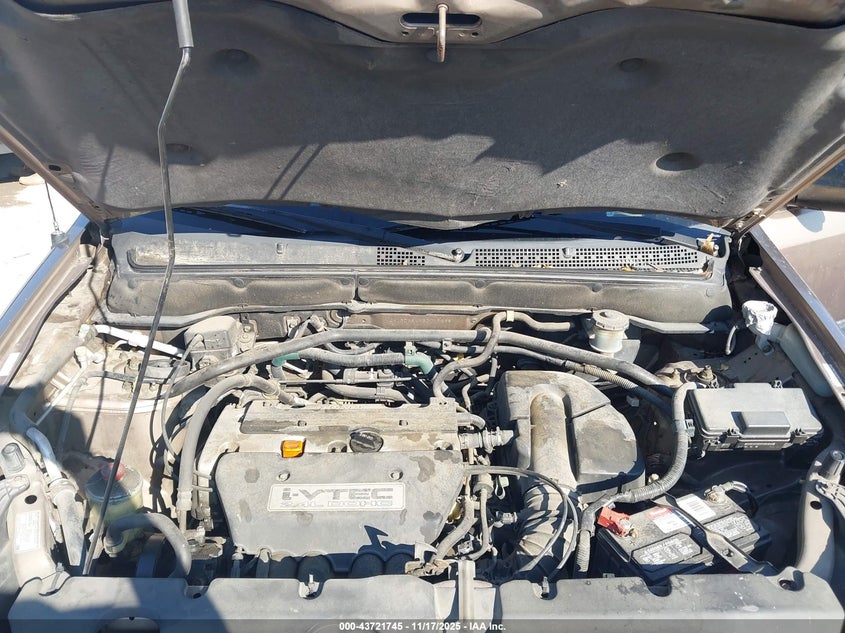 2003 Honda Cr-V Lx VIN: JHLRD684X3C015388 Lot: 43721745