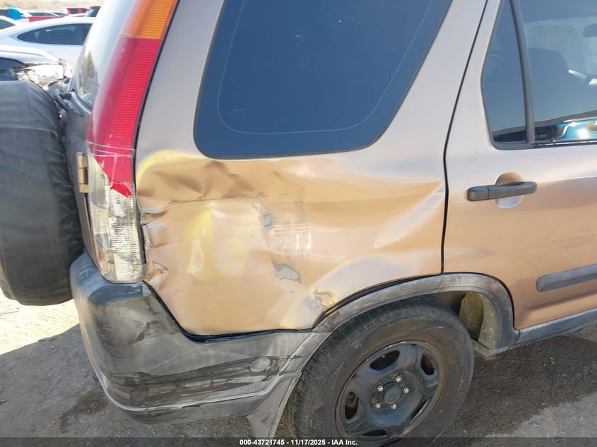 2003 Honda Cr-V Lx VIN: JHLRD684X3C015388 Lot: 43721745