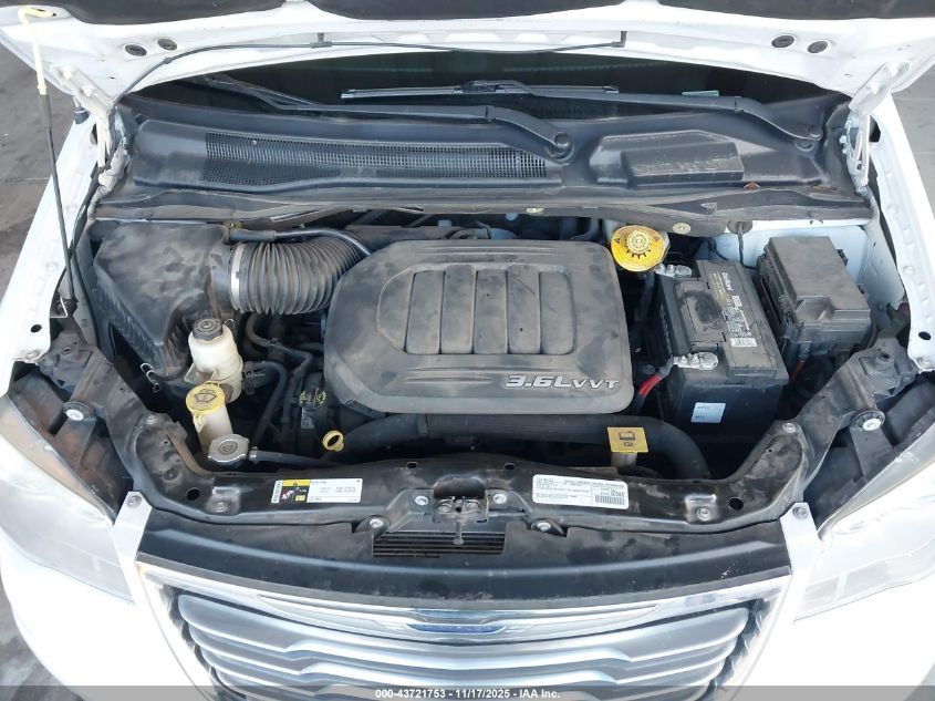 2016 Chrysler Town & Country Touring VIN: 2C4RC1BG4GR296638 Lot: 43721753