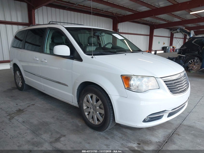 CHRYSLER TOWN & COUNTRY 2016. Lot# 43721753. VIN 2C4RC1BG4GR296638. Photo 1