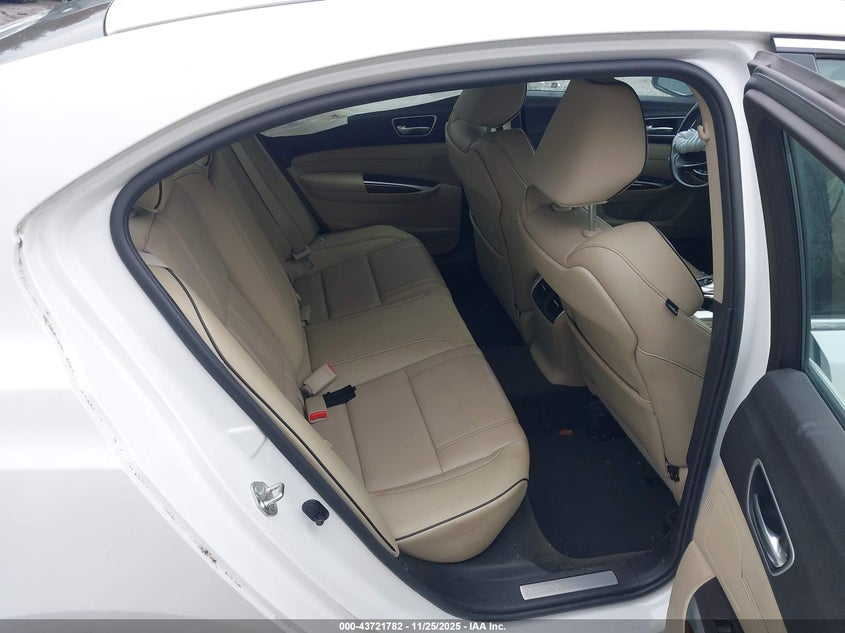 19UUB2F54JA004284 2018 ACURA TLX photo no. 8