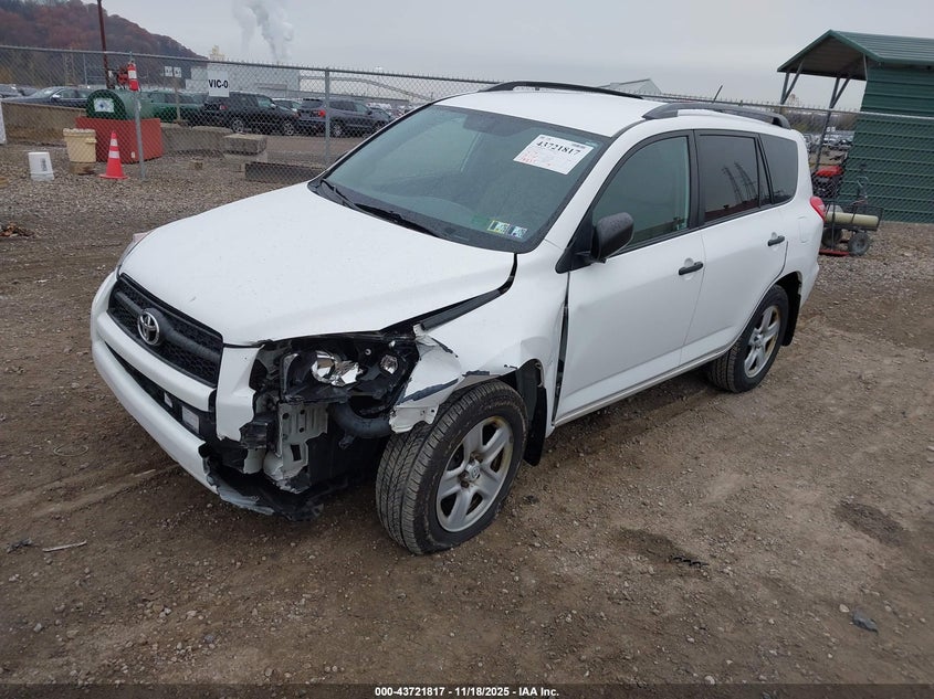 2T3BF4DV2CW231387 2012 TOYOTA RAV 4 photo no. 2
