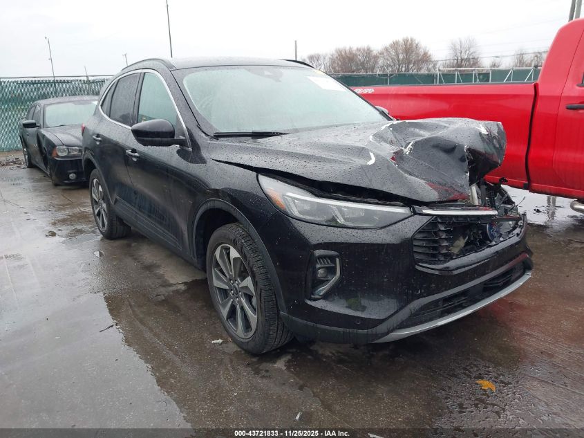 FORD ESCAPE PLATINUM