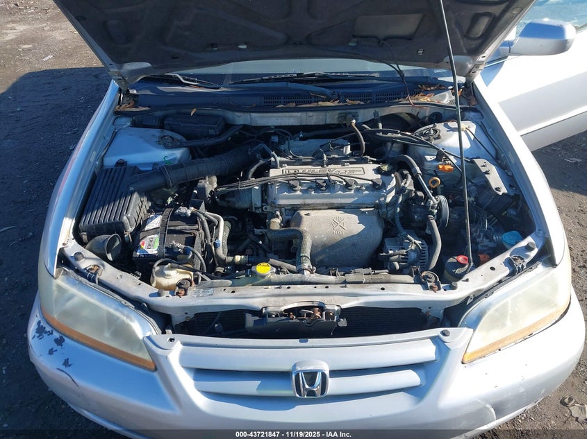 1HGCG66862A036167 2002 HONDA ACCORD photo no. 10