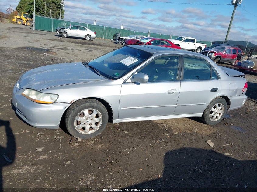 1HGCG66862A036167 2002 HONDA ACCORD photo no. 14