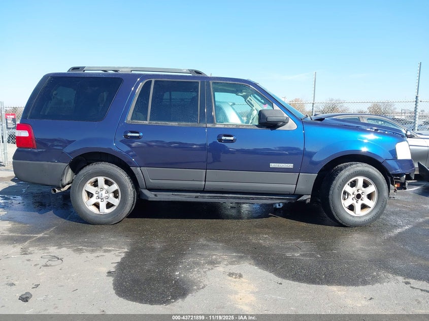 2007 Ford Expedition Xlt VIN: 1FMFU155X7LA08930 Lot: 43721899