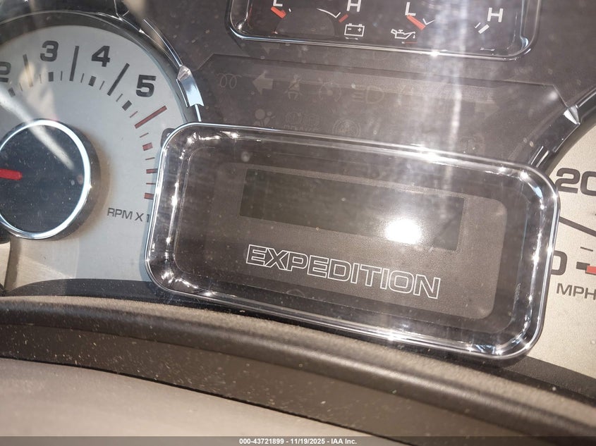 2007 Ford Expedition Xlt VIN: 1FMFU155X7LA08930 Lot: 43721899