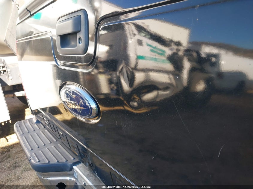 2004 Ford F-350 Lariat/Xl/Xlt VIN: 1FTWW32P34EA37279 Lot: 43721988