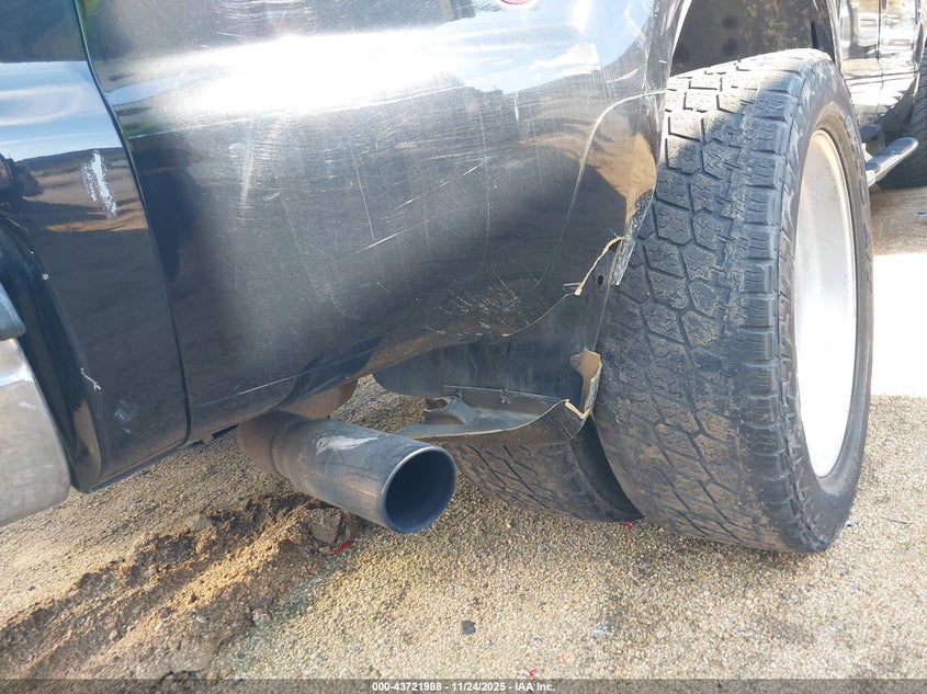 2004 Ford F-350 Lariat/Xl/Xlt VIN: 1FTWW32P34EA37279 Lot: 43721988