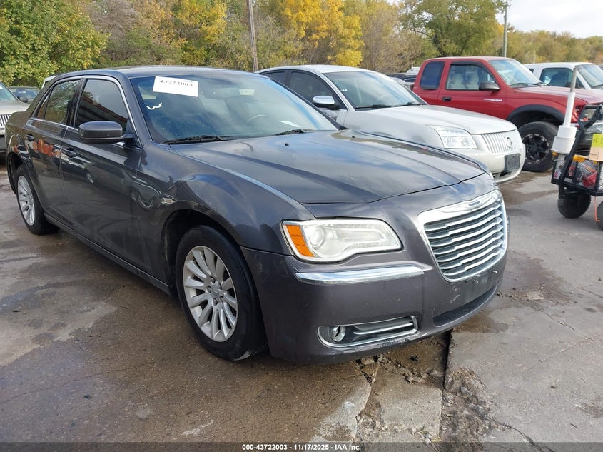 CHRYSLER 300 MOTOWN
