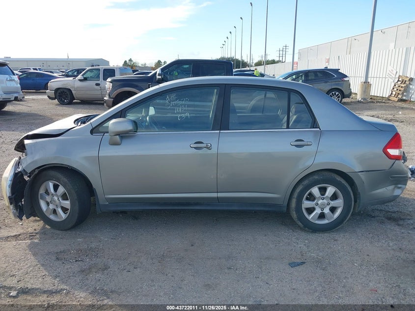 2008 Nissan Versa 1.8Sl VIN: 3N1BC11E28L362736 Lot: 43722011