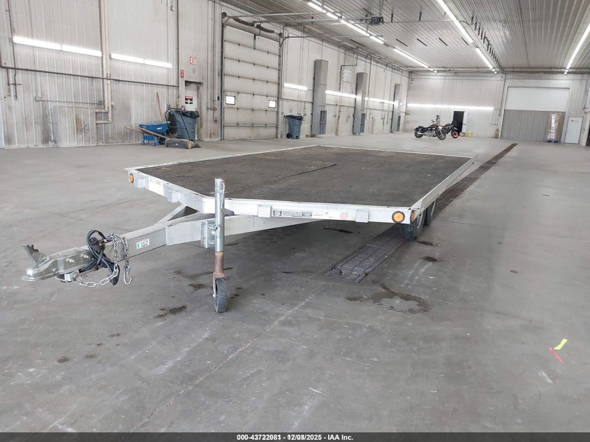 2009 TRITON SNOWBILE TRAILER auction photo 2