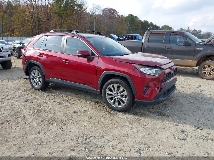 TOYOTA RAV4 XLE PREMIUM