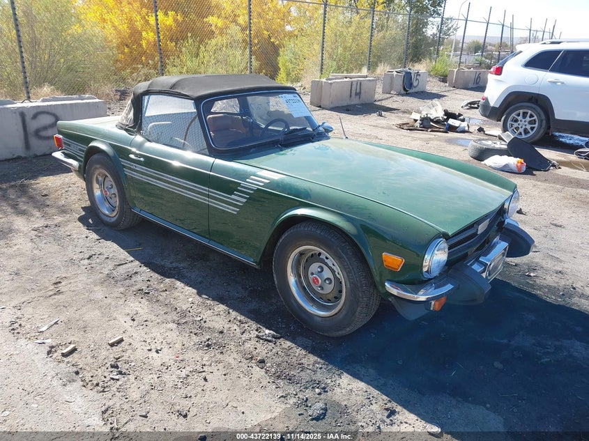 CF544584U TRIUMPH TR6 Photo 1