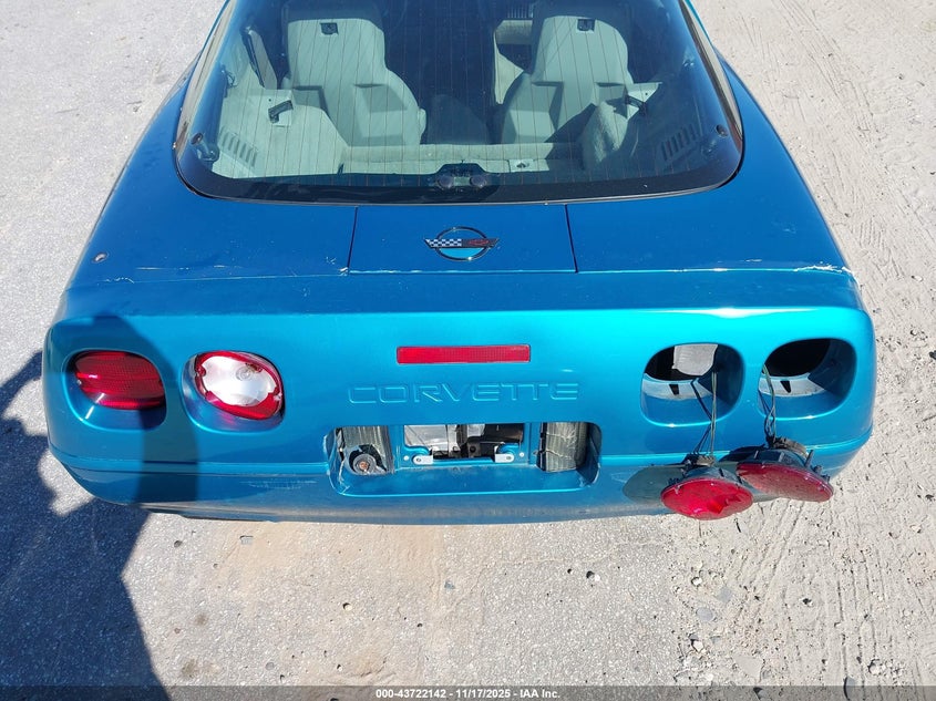 1993 Chevrolet Corvette VIN: 1G1YY23P1P5111372 Lot: 43722142