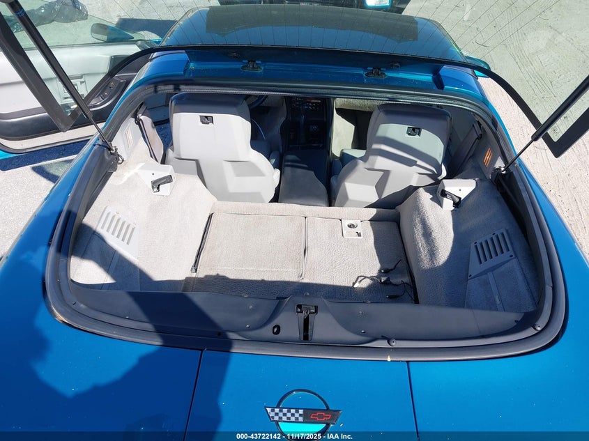 1993 Chevrolet Corvette VIN: 1G1YY23P1P5111372 Lot: 43722142