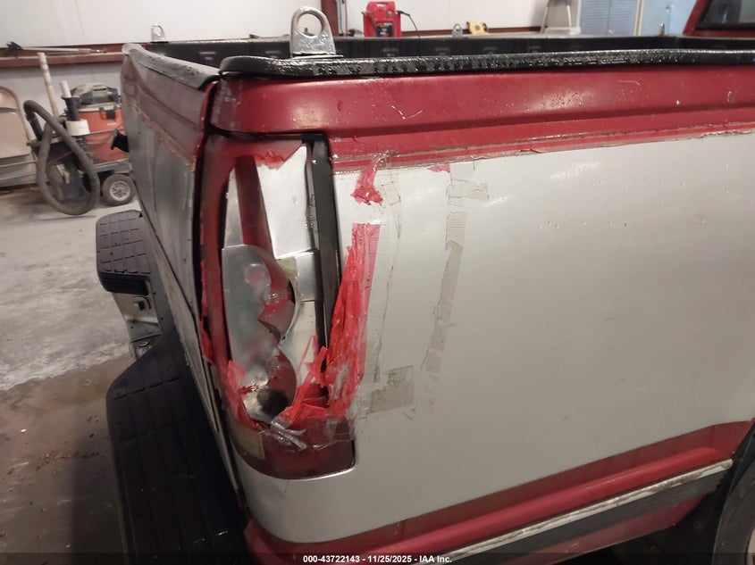 1991 Chevrolet Gmt-400 C1500 VIN: 1GCDC14K4ME143956 Lot: 43722143