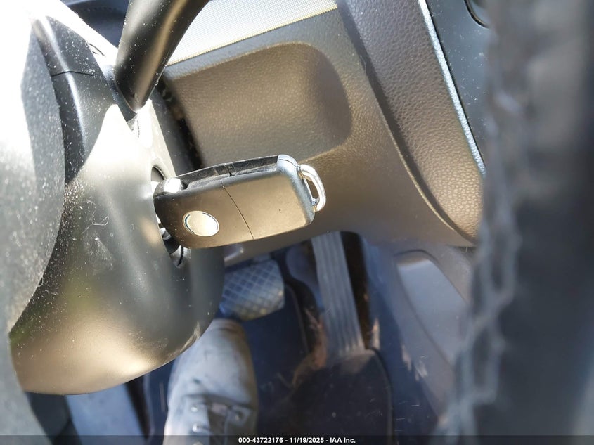 2007 Volkswagen Jetta 2.5 VIN: 3VWDF71K17M024854 Lot: 43722176