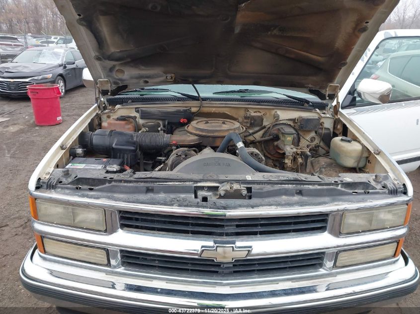 1994 Chevrolet Gmt-400 K1500 VIN: 1GCEK14K1RE102571 Lot: 43722379