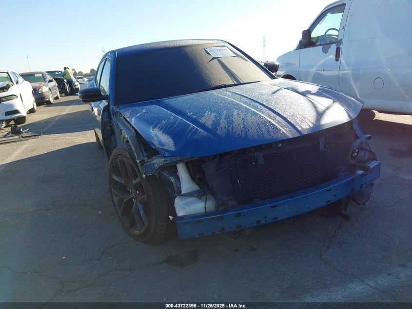 DODGE CHARGER SXT RWD