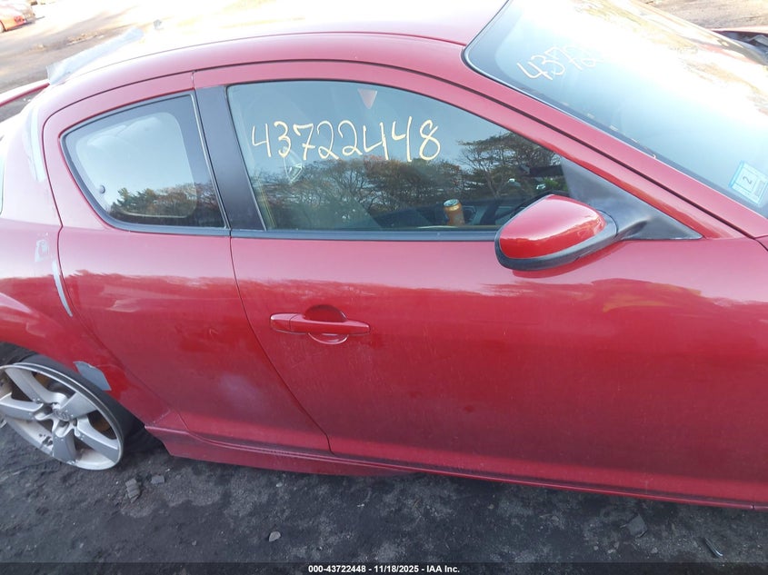 2004 Mazda Rx-8 6 Speed Manual VIN: JM1FE173540112896 Lot: 43722448