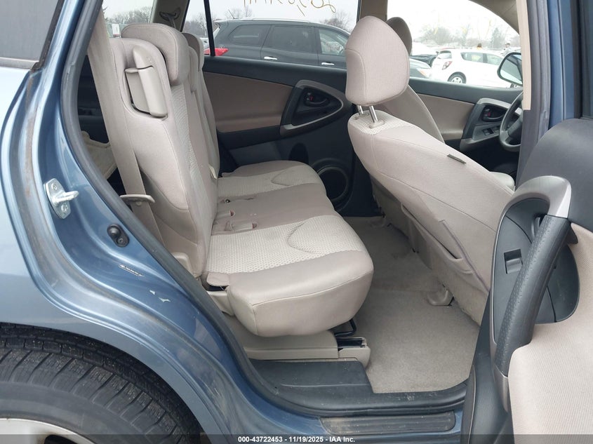 2007 Toyota Rav4 Base V6 VIN: JTMZK35V675011847 Lot: 43722453