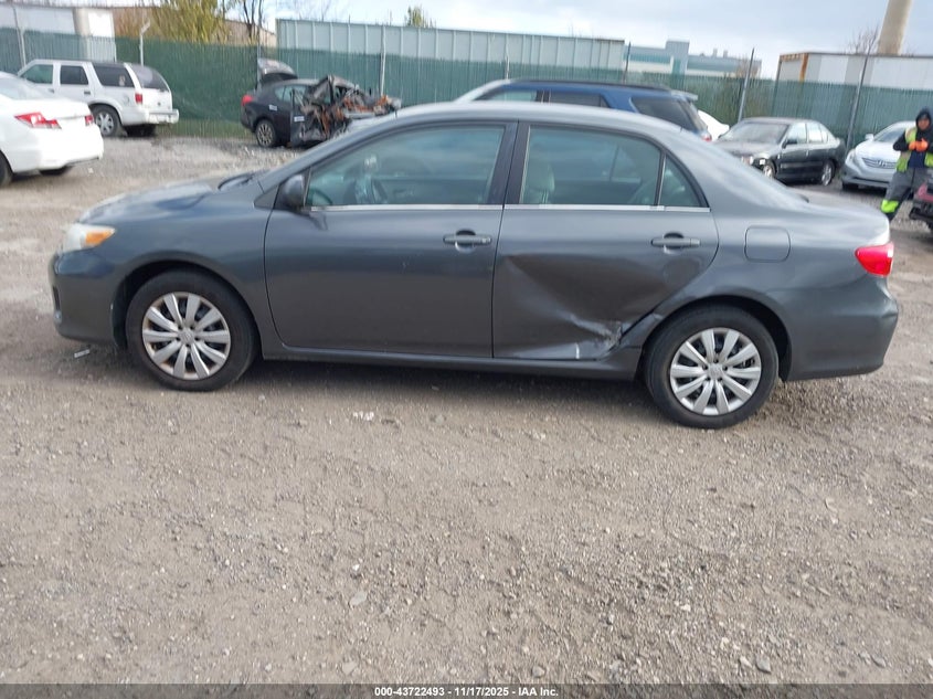 2T1BU4EE6DC100611 2013 TOYOTA COROLLA photo no. 14