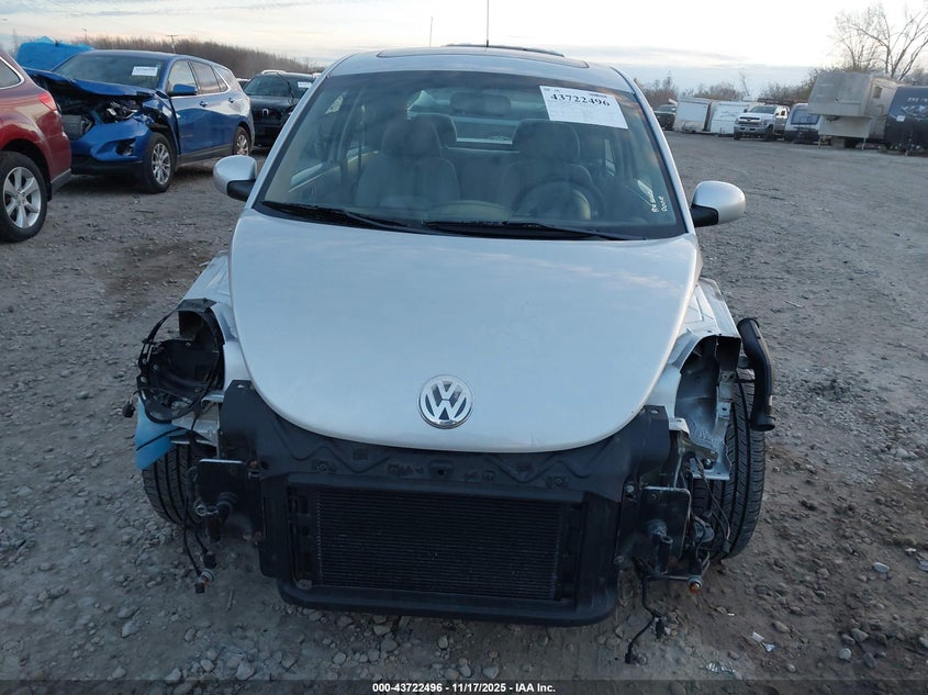 2003 Volkswagen New Beetle Gls 2.0L VIN: 3VWCK21C03M415460 Lot: 43722496