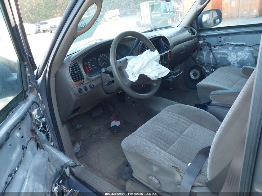 5TBBT4415YS002435 2000 TOYOTA TUNDRA photo no. 5