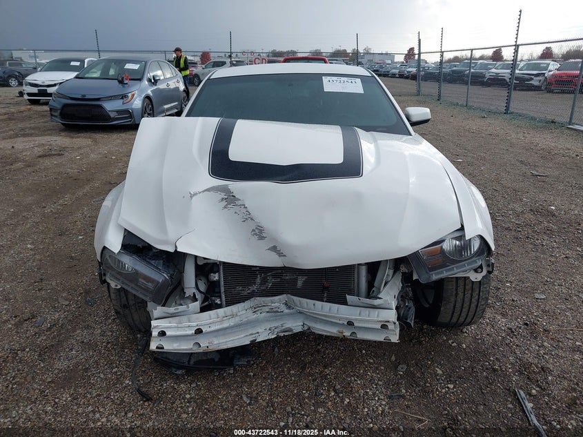 2011 Ford Mustang Gt Premium VIN: 1ZVBP8CF8B5158530 Lot: 43722543