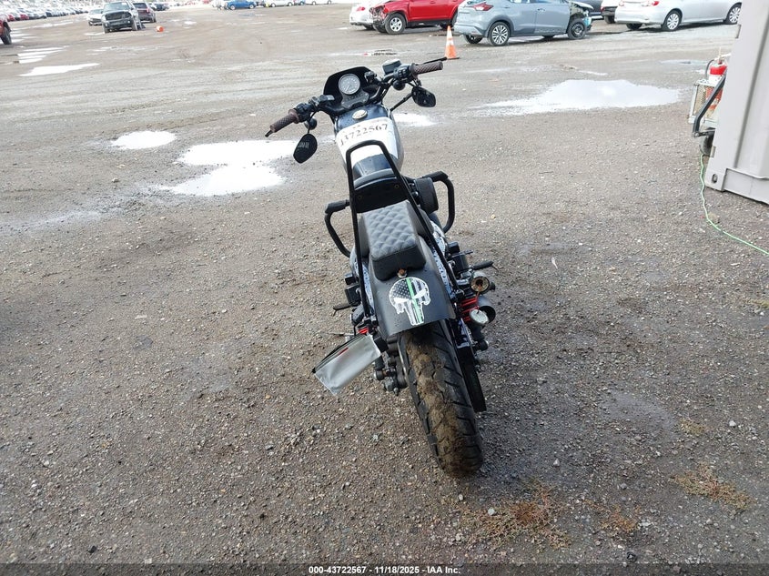 2015 Harley-Davidson Xl883 Iron 883 VIN: 1HD4LE235FC440928 Lot: 43722567