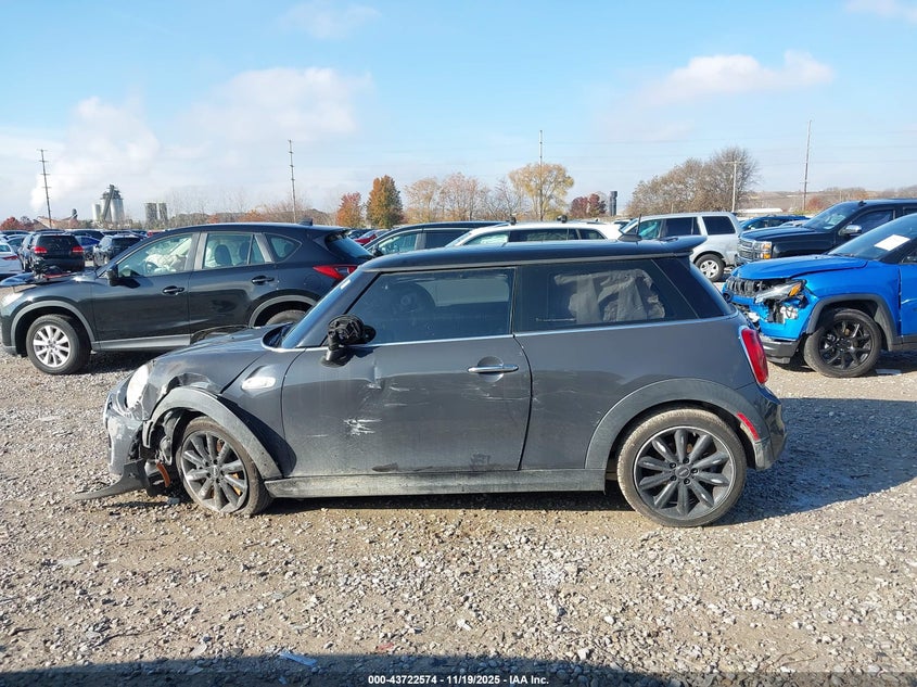 2015 Mini Hardtop Cooper S VIN: WMWXP7C57F2A59599 Lot: 43722574