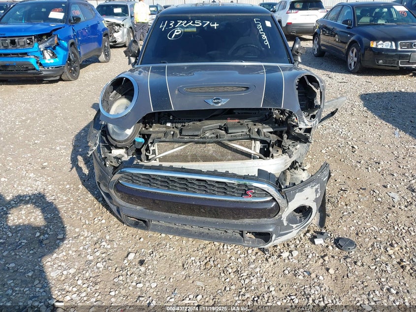 2015 Mini Hardtop Cooper S VIN: WMWXP7C57F2A59599 Lot: 43722574