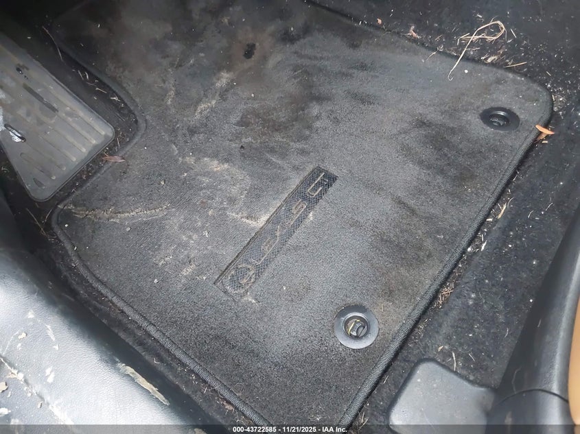 2011 Lexus Ct 200H Premium VIN: JTHKD5BH0B2002592 Lot: 43722585