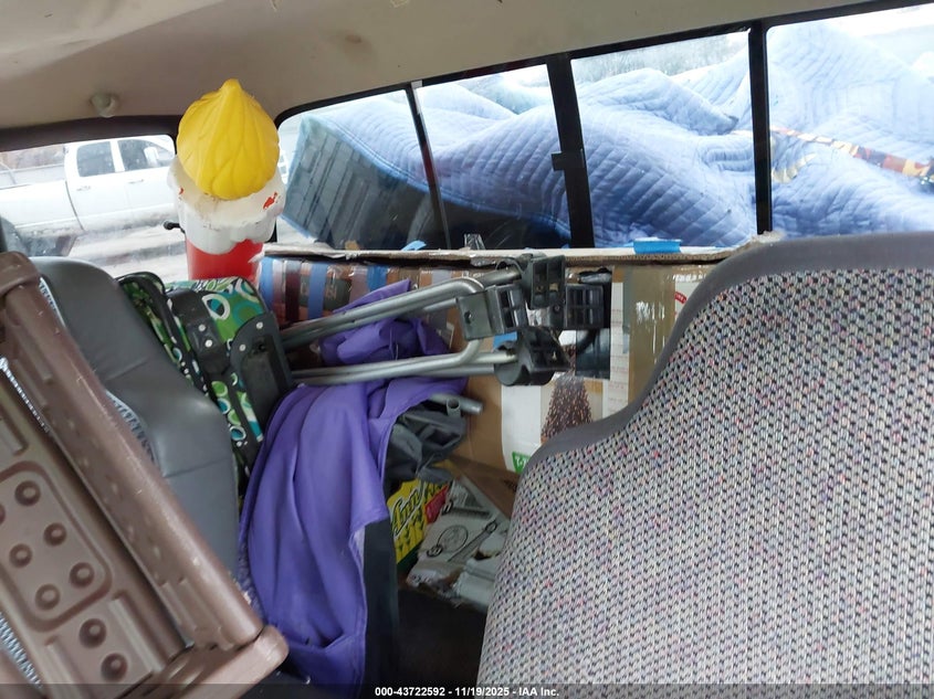 1998 Dodge Ram 1500 St VIN: 3B7HC12Z8WG103859 Lot: 43722592