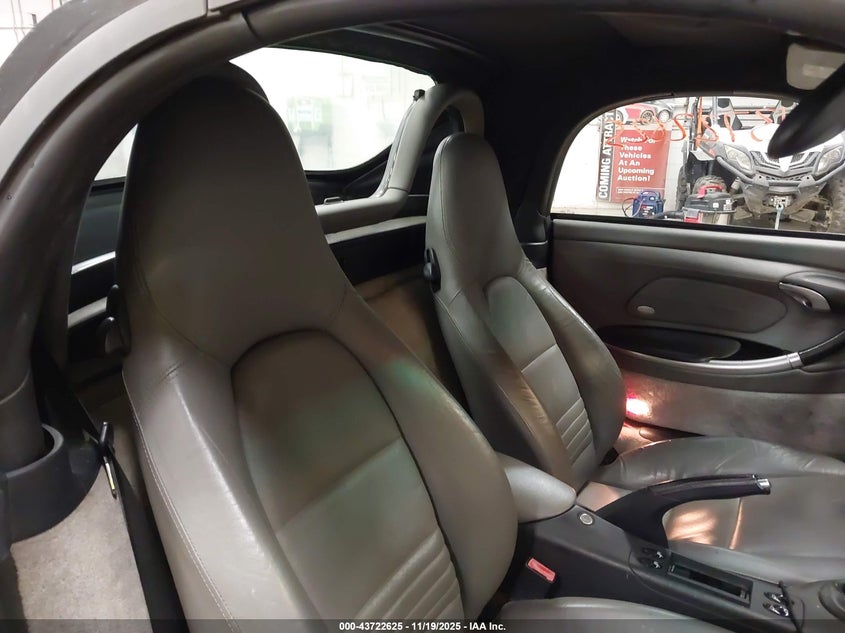 2001 Porsche Boxster S VIN: WP0CB29871U663815 Lot: 43722625