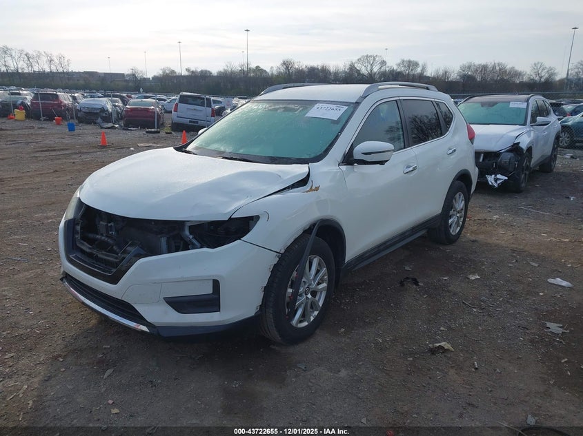 5N1AT2MT6HC866397 2017 NISSAN ROGUE photo no. 2
