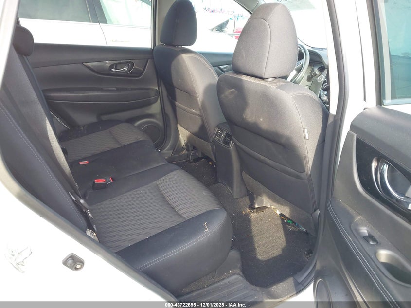 5N1AT2MT6HC866397 2017 NISSAN ROGUE photo no. 8