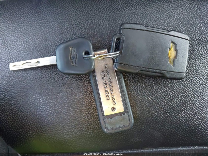 2018 Chevrolet Suburban Lt VIN: 1GNSCHKC4JR334736 Lot: 43722690