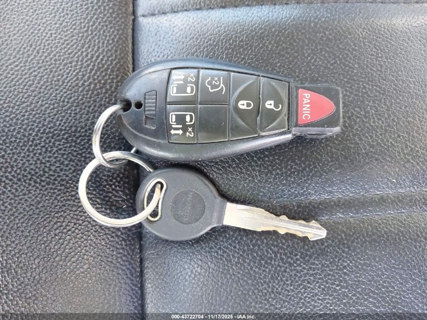 2016 Chrysler Town & Country Touring VIN: 2C4RC1BG5GR294543 Lot: 43722704