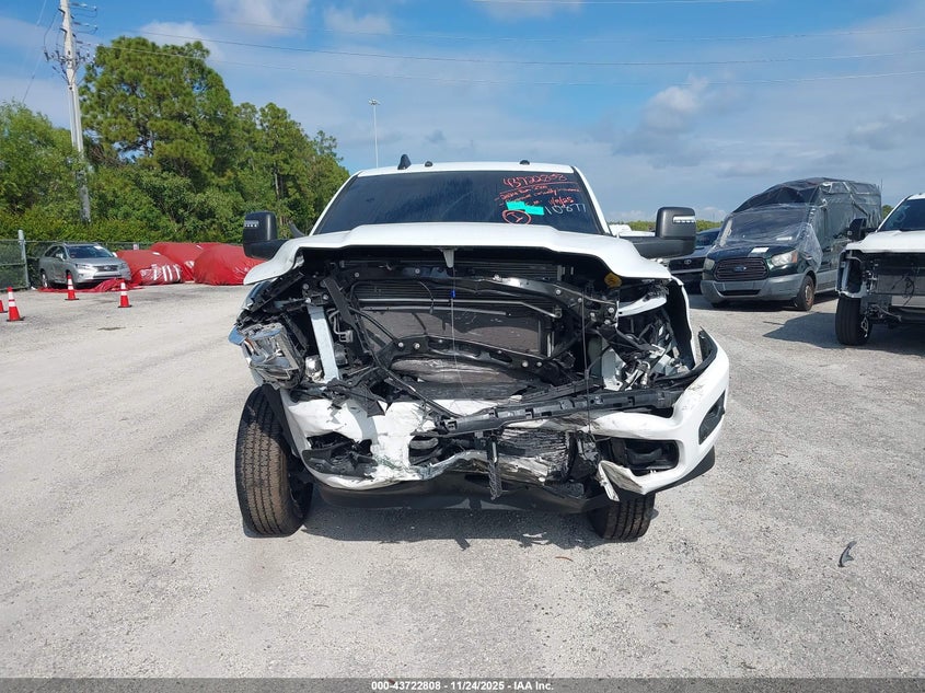 2024 Ram 2500 Big Horn 4X4 6'4 Box VIN: 3C6UR5DL0RG110877 Lot: 43722808