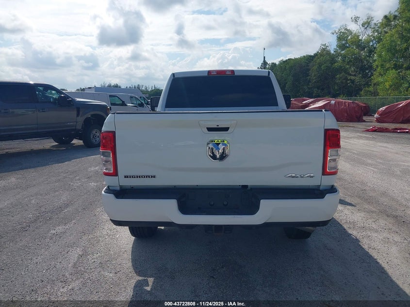 2024 Ram 2500 Big Horn 4X4 6'4 Box VIN: 3C6UR5DL0RG110877 Lot: 43722808
