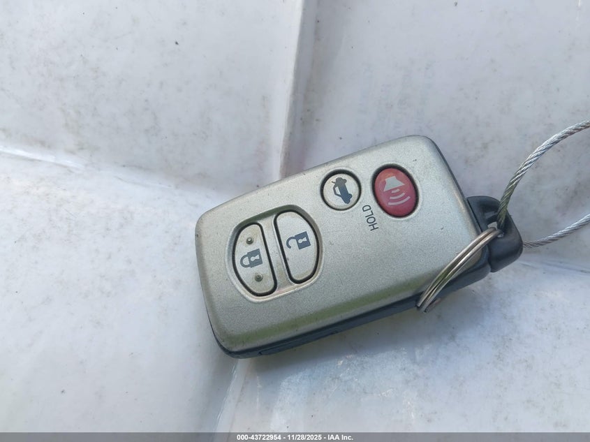 2007 Toyota Camry Le VIN: 4T1BE46K77U696090 Lot: 43722954