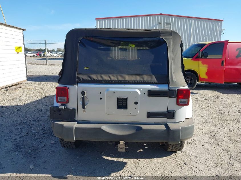 2007 Jeep Wrangler Unlimited Sahara VIN: 1J4GB59167L152708 Lot: 43722971