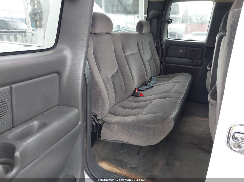 2003 GMC Sierra 1500 VIN: 2GTEC19X931383318 Lot: 43723016