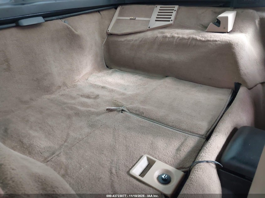 1996 Chevrolet Corvette VIN: 1G1YY2252T5106739 Lot: 43723077