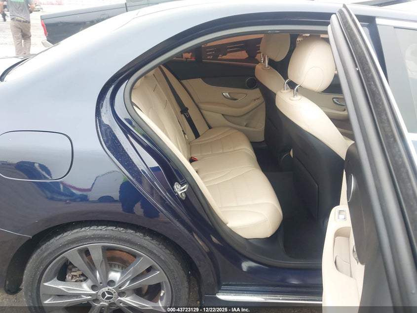 2021 Mercedes-Benz C 300 Sedan VIN: W1KWF8DB6MR605098 Lot: 43723129