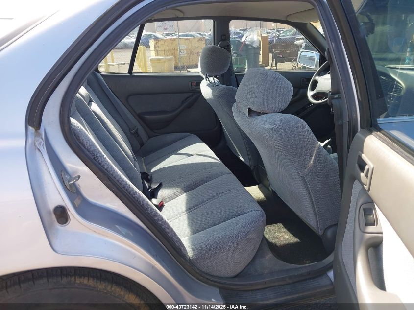 1994 Toyota Camry Le VIN: JT2SK12E0R0268022 Lot: 43723142