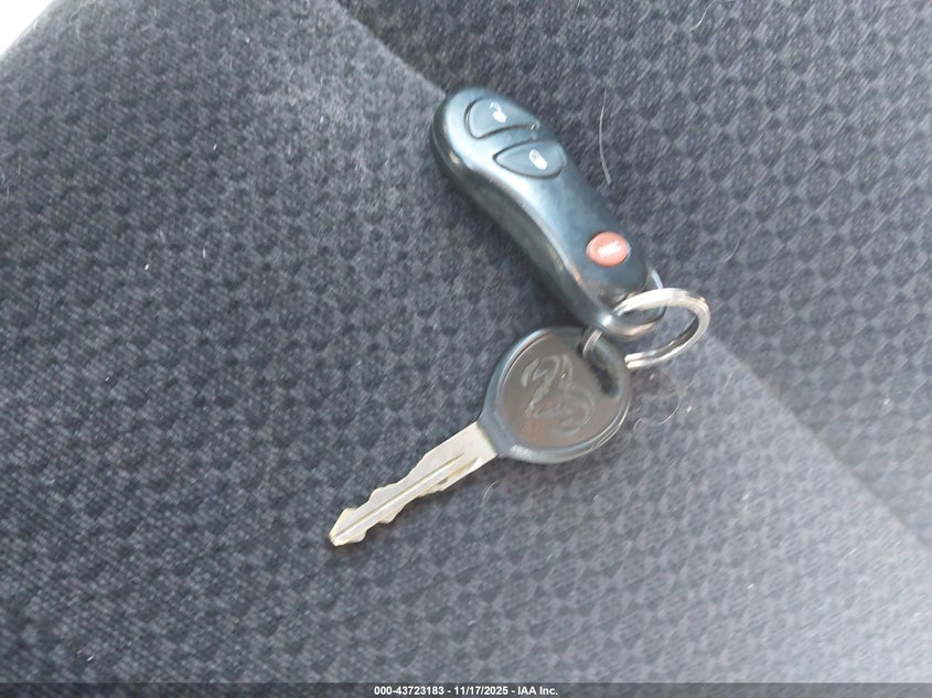 2005 Dodge Ram 1500 Slt/Laramie VIN: 1D7HU18D85S101096 Lot: 43723183