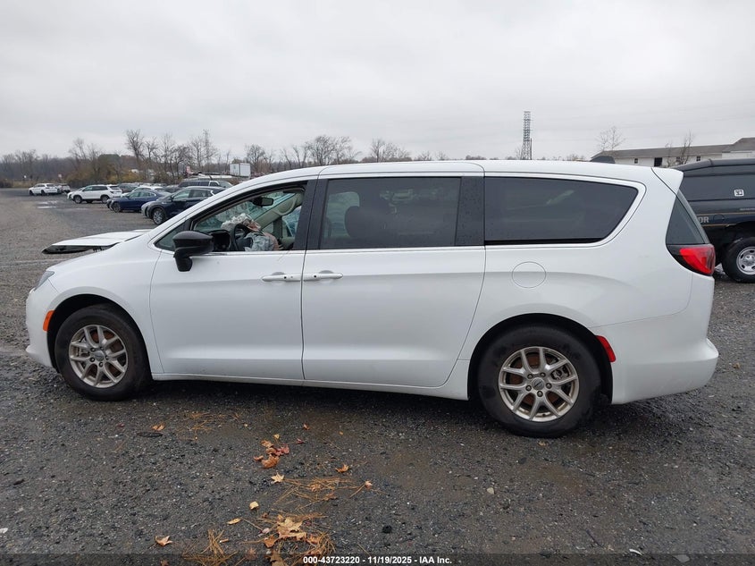 2024 Chrysler Voyager Lx VIN: 2C4RC1CG4RR201948 Lot: 43723220